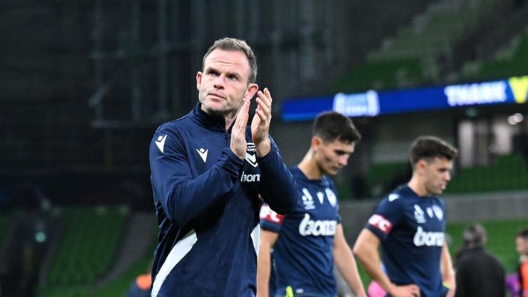 One-club man Leigh Broxham will call time on his Melbourne Victory career at the end of the season. (James Ross/AAP PHOTOS)