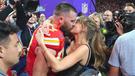 Travis Kelce, Taylor Swift